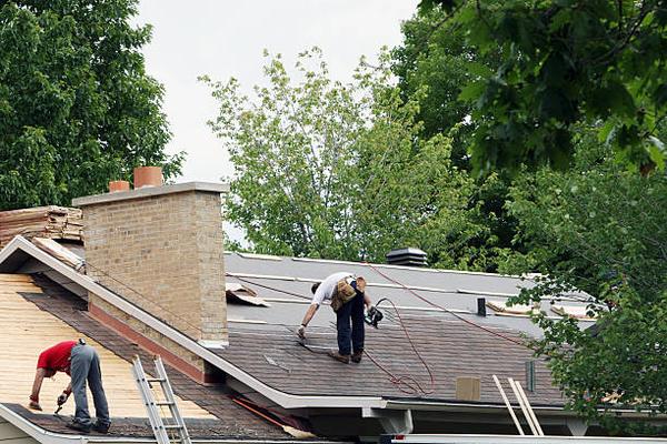 Finding the Right Roofing Contractor Near You for Your Next Project